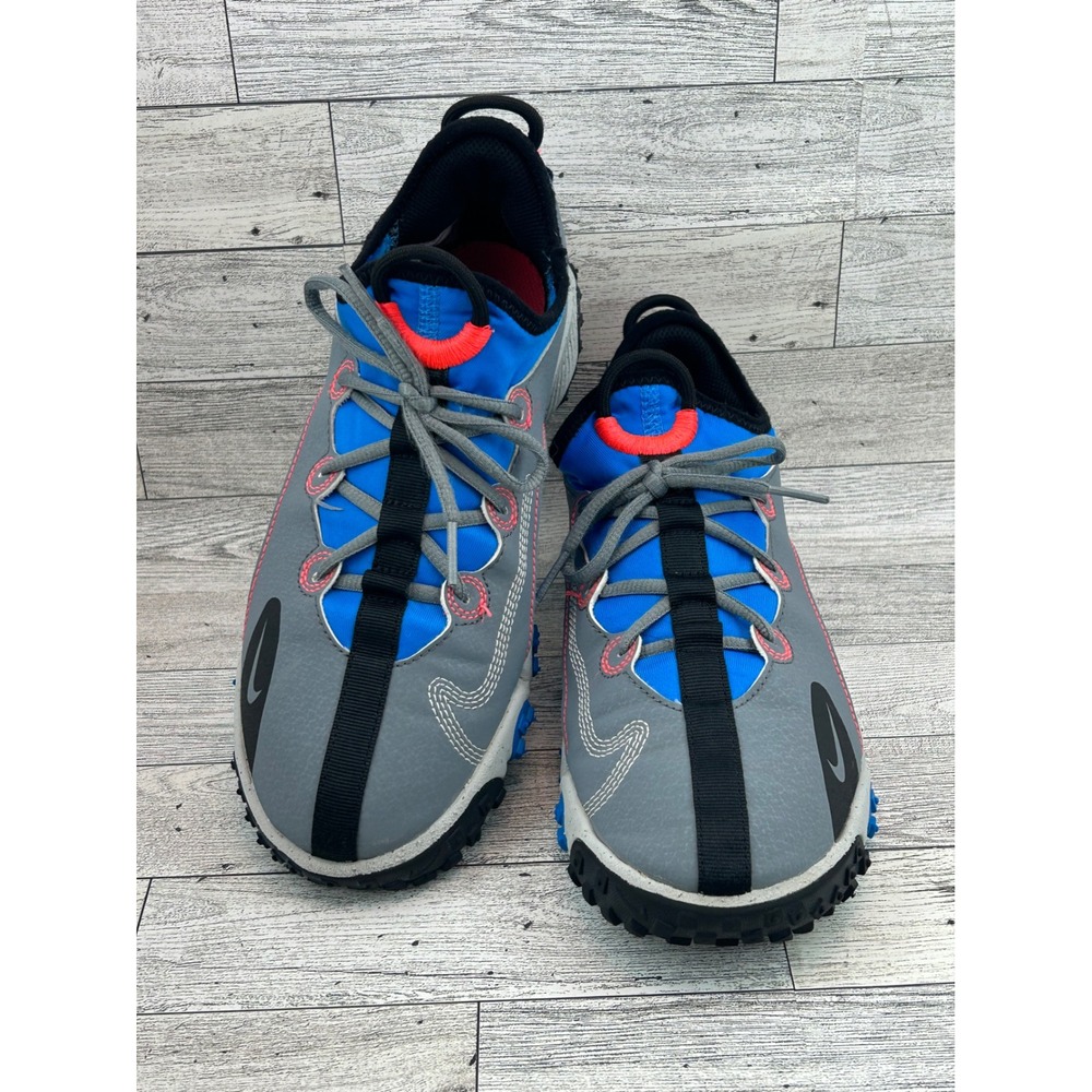 Nike Future Field Wolf Grey Blue Crimson Kids Sneakers DJ6949-003 Size 5.5Y